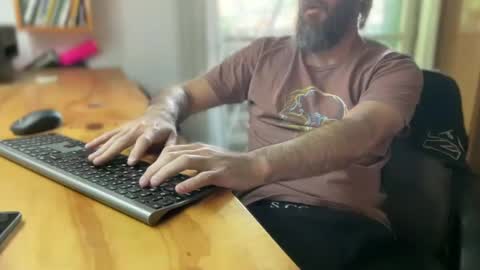 Snapshot of martincito22xl chatting on December 9, 11:15 am Martincito online show from December 9, 11:15 am