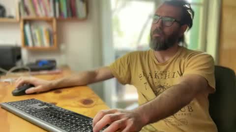 Snapshot of martincito22xl chatting on January 4, 4:00 pm Martincito online show from January 4, 4:00 pm