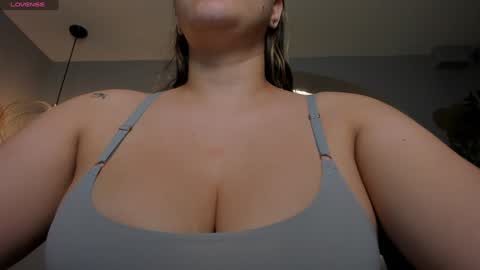 Martinna Bonnet online show from December 4, 10:35 am