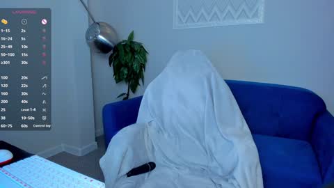 Snapshot of mary__cool chatting on December 21, 6:41 am Mary GTM2 Mon-Sun 0300am-0900am online show from December 21, 6:41 am