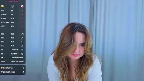 mary_broks online show from September 21, 9:33 am