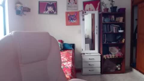 Snapshot of mary_jane1_ chatting on March 8, 12:41 pm mary online show from March 8, 12:41 pm