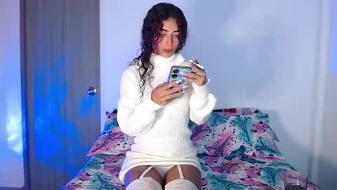 Snapshot of mary_jane1_ chatting on September 19, 3:19 am mary online show from September 19, 3:19 am