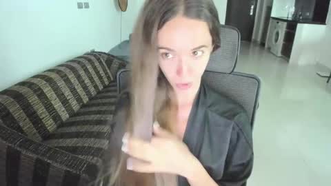 Snapshot of mary_janee__ chatting on June 7, 5:33 am Mary Jane online show from June 7, 5:33 am