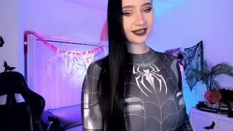 Mary online show from October 30, 7:32 am