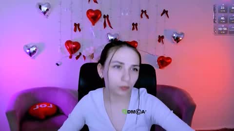 Snapshot of mary_moon__ chatting on February 17, 9:50 am mary_moon__ online show from February 17, 9:50 am