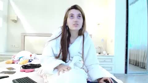 Snapshot of marya442004 chatting on November 5, 5:51 am marya442004 online show from November 5, 5:51 am