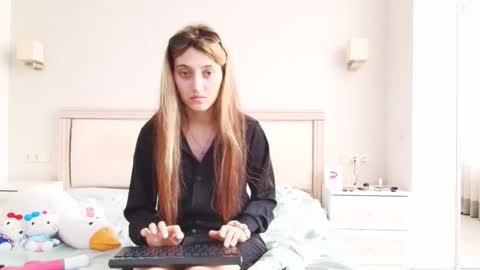 Snapshot of marya442004 chatting on November 11, 9:09 am marya442004 online show from November 11, 9:09 am