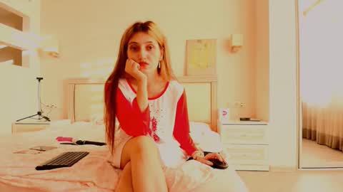 Snapshot of marya442004 chatting on November 17, 1:17 pm marya442004 online show from November 17, 1:17 pm