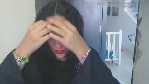 maryam_arabicmilk online show from December 2, 3:25 pm