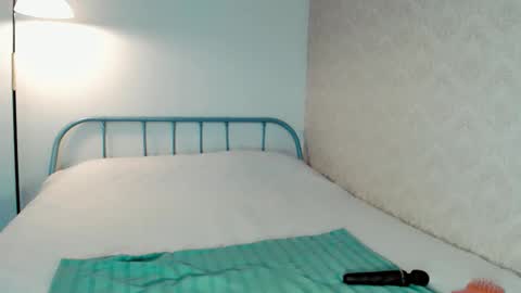 Snapshot of maryblacky chatting on December 15, 6:06 am Anna online show from December 15, 6:06 am