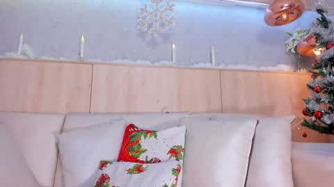 Snapshot of maryevans_ chatting on December 23, 4:28 pm online show from December 23, 4:28 pm