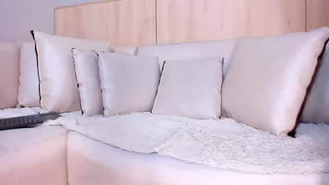 Snapshot of maryevans_ chatting on March 3, 12:58 pm online show from March 3, 12:58 pm