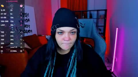 Mary online show from November 25, 2:55 am