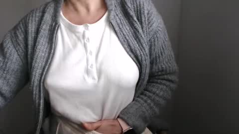 Maryil online show from January 6, 4:02 pm