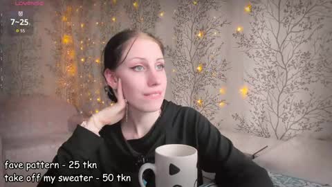 Snapshot of marylou_ chatting on May 16, 10:36 am Mary Lou online show from May 16, 10:36 am