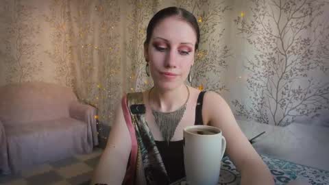 Snapshot of marylou_ chatting on May 31, 8:10 am Mary Lou online show from May 31, 8:10 am
