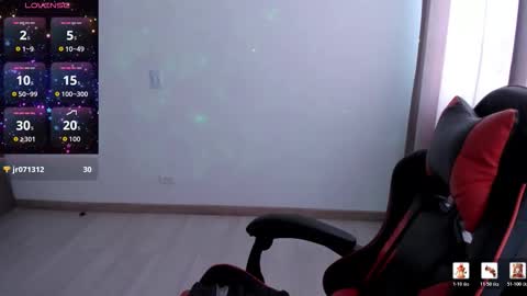 Dulce Maria online show from February 23, 5:43 pm