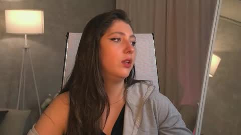 Snapshot of marymillerr chatting on September 21, 9:55 am Mary Miller online show from September 21, 9:55 am