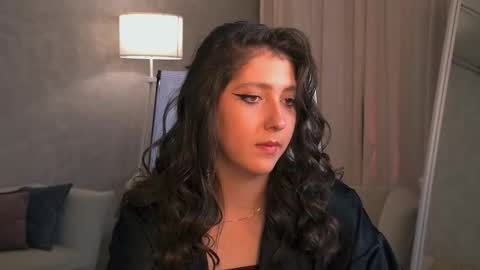 Snapshot of marymillerr chatting on September 23, 9:23 am Mary Miller online show from September 23, 9:23 am