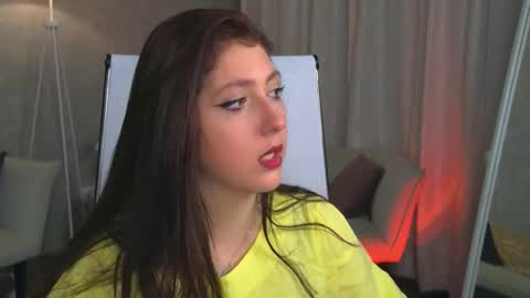 Snapshot of marymillerr chatting on October 2, 9:38 am Mary Miller online show from October 2, 9:38 am