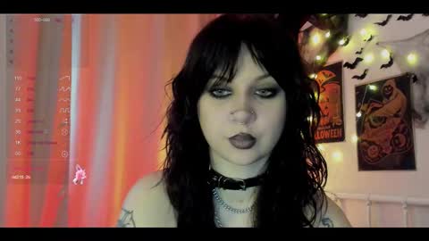 Snapshot of marynixoxo chatting on October 30, 5:53 am Mary x online show from October 30, 5:53 am