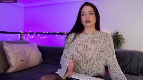 Marina online show from January 21, 5:30 pm