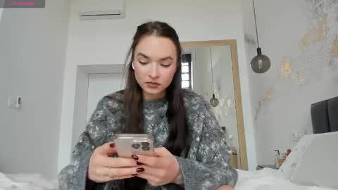 Marina online show from December 3, 12:03 pm