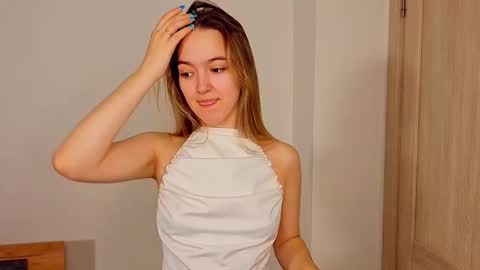 Mary online show from December 4, 7:44 pm