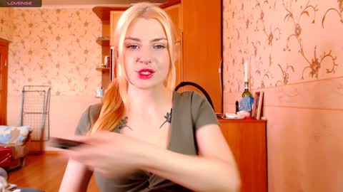 Snapshot of marysweetness chatting on January 17, 10:33 am Maria online show from January 17, 10:33 am