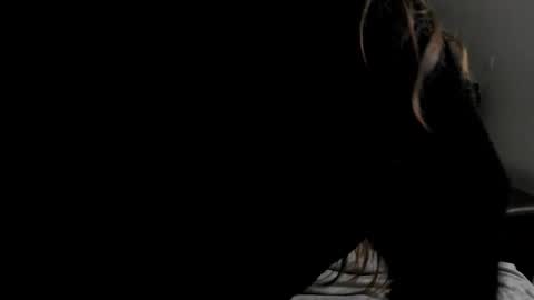 Mary online show from February 18, 5:21 pm