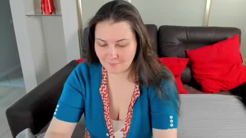 Mary online show from October 13, 6:41 pm