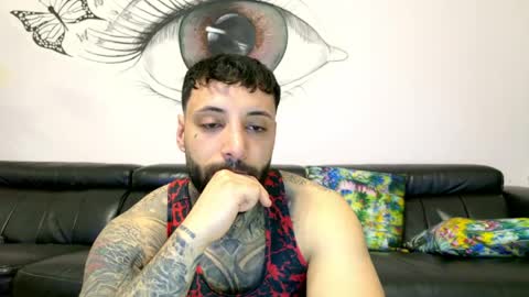 masculineguy69 online show from April 24, 8:22 pm