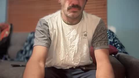 Snapshot of masculinehole chatting on October 30, 3:52 am Masculine Hole online show from October 30, 3:52 am