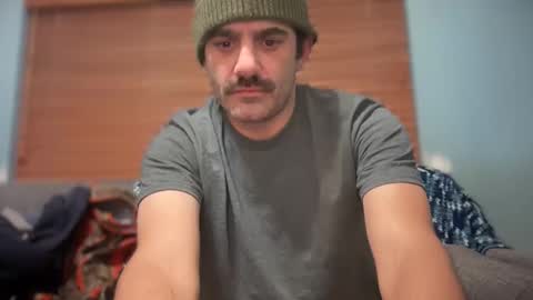 Snapshot of masculinehole chatting on November 15, 6:44 am Masculine Hole online show from November 15, 6:44 am