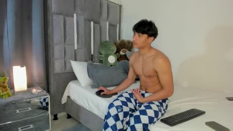 mash_angelo online show from October 13, 10:54 pm