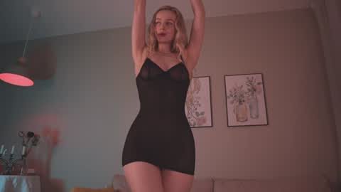 Snapshot of mashmerize chatting on December 2, 5:59 pm  next streams 1105 1106 430 pm UTC online show from December 2, 5:59 pm