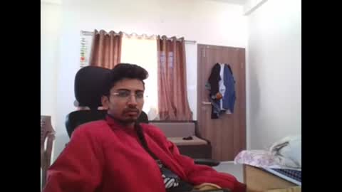 Snapshot of maskboyz2003 chatting on December 8, 5:29 am maskboyz2003 online show from December 8, 5:29 am