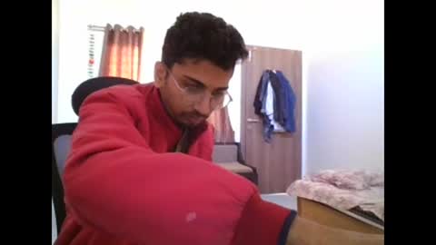 Snapshot of maskboyz2003 chatting on December 9, 2:34 am maskboyz2003 online show from December 9, 2:34 am