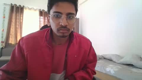 Snapshot of maskboyz2003 chatting on January 1, 3:45 am maskboyz2003 online show from January 1, 3:45 am