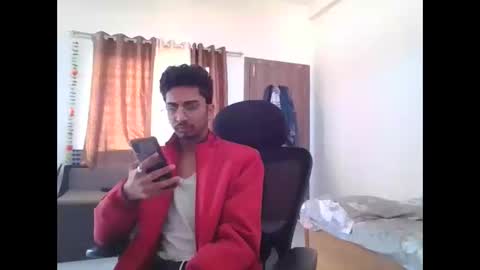 Snapshot of maskboyz2003 chatting on January 6, 2:58 am maskboyz2003 online show from January 6, 2:58 am