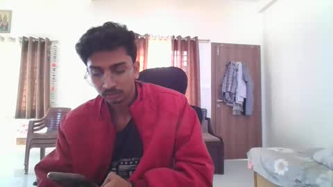 Snapshot of maskboyz2003 chatting on January 24, 3:54 am maskboyz2003 online show from January 24, 3:54 am