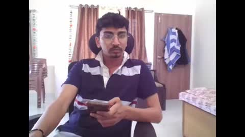 Snapshot of maskboyz2003 chatting on March 3, 7:21 am maskboyz2003 online show from March 3, 7:21 am