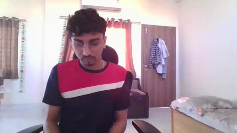 Snapshot of maskboyz2003 chatting on March 10, 1:45 am maskboyz2003 online show from March 10, 1:45 am