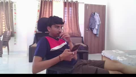 Snapshot of maskboyz2003 chatting on March 10, 4:49 am maskboyz2003 online show from March 10, 4:49 am