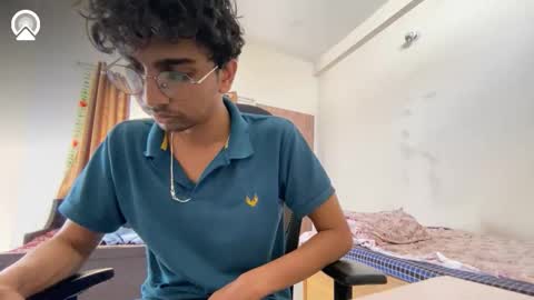 Snapshot of maskboyz2003 chatting on September 17, 4:25 am maskboyz2003 online show from September 17, 4:25 am