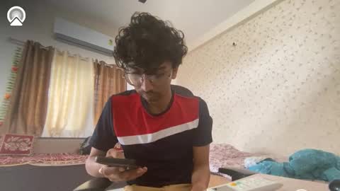 Snapshot of maskboyz2003 chatting on September 28, 5:13 am maskboyz2003 online show from September 28, 5:13 am