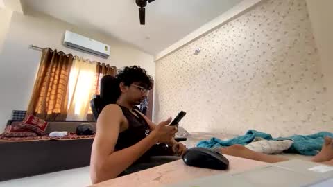 Snapshot of maskboyz2003 chatting on October 8, 3:04 am maskboyz2003 online show from October 8, 3:04 am