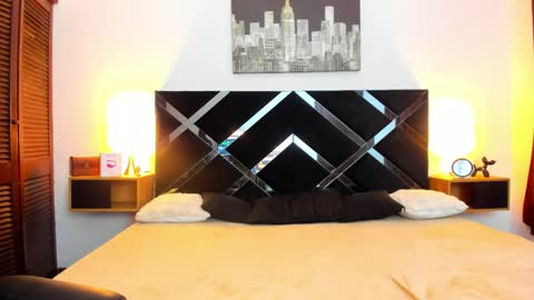 Scarlet  online show from April 17, 8:23 pm