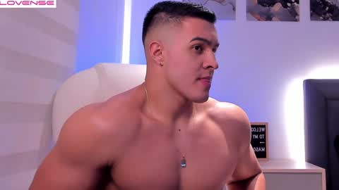 Mason Bennet online show from January 12, 7:11 am